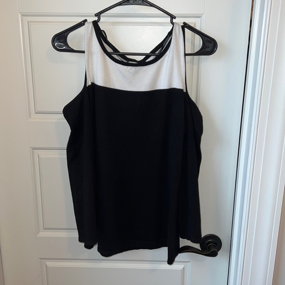 Cable and Gauge Cold Shoulder Sweater - Picture 2 of 5